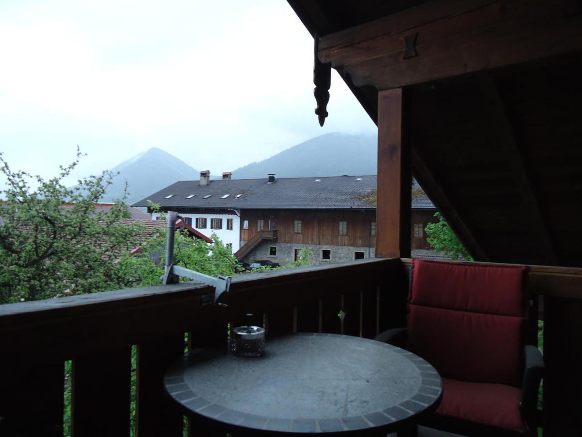 Ferienwohnung Wingen Bad Feilnbach Szoba fotó